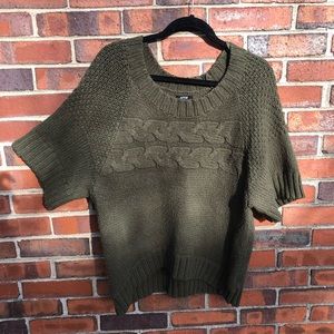 Short Sleeve Sweater